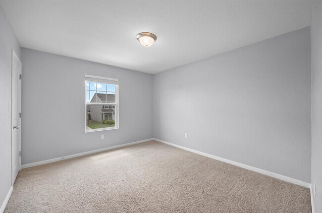 Building Photo - 320 Bell Rings Dr