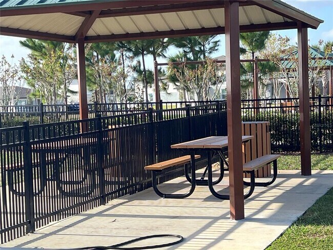 Building Photo - 2321 Mystic Maze Ln