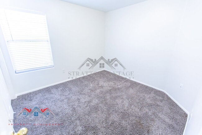 Building Photo - 2701 W Jasper Ave