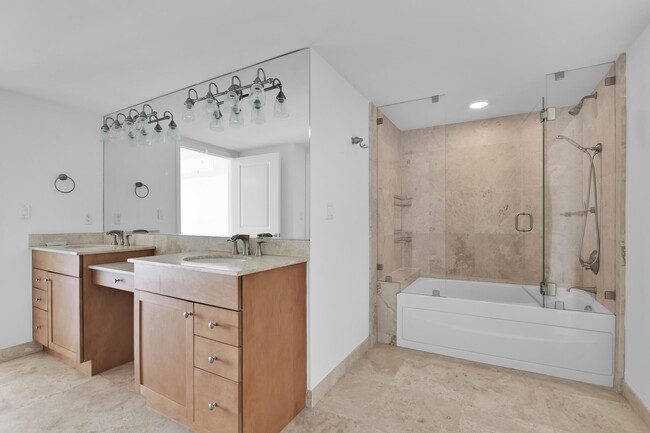 Building Photo - 99 SE Mizner Blvd