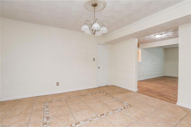 Building Photo - 3257 Yorkborough Way