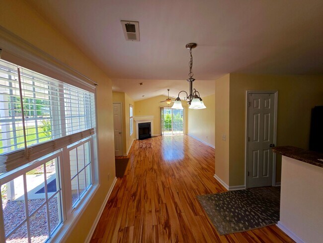 Building Photo - 4Br, 2Ba in Ashbury Park!