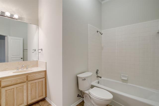 Building Photo - 8612 Woodslane Dr