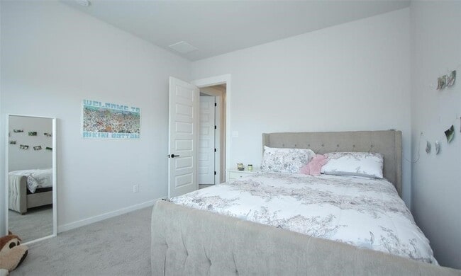 Building Photo - 2103 Pueblito Dr