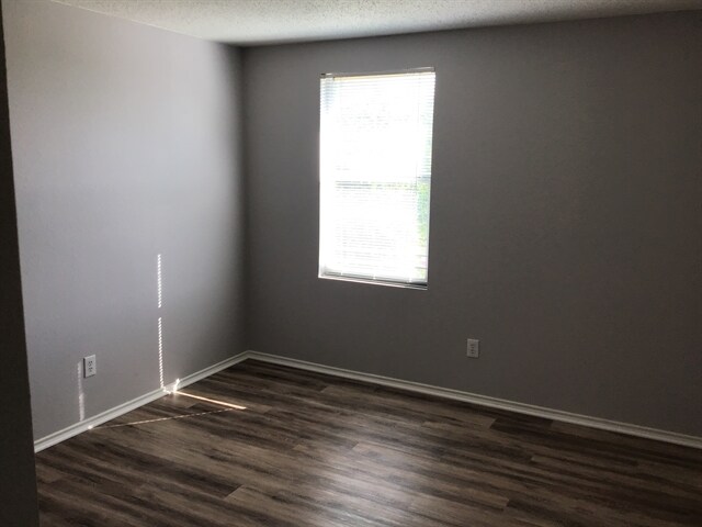 Building Photo - 1313 Cherokee Rose Ln