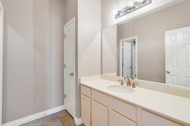 Building Photo - 7401 Centenary Dr