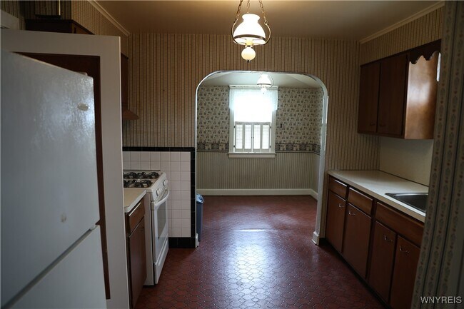 Building Photo - 31 University Ct
