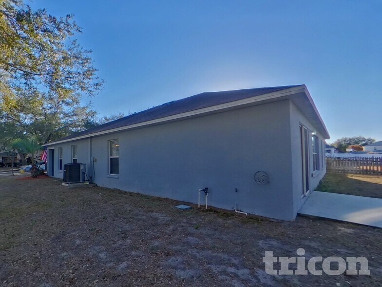 Building Photo - 13518 Red Ear Ct