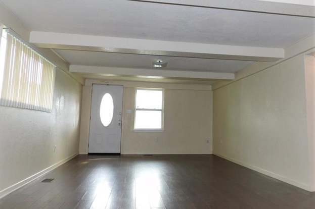 Building Photo - 2117 Grover Ave