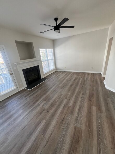 Building Photo - 2136 Midnight Blue Ln
