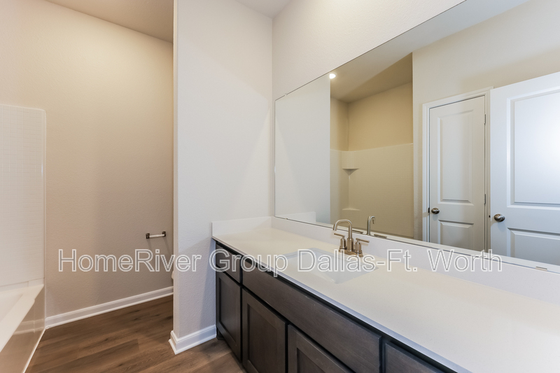 Building Photo - 6569 Crosswood Ln
