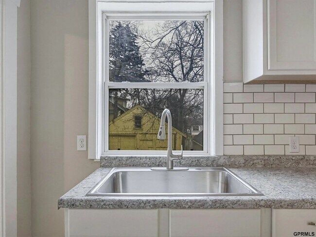 Building Photo - Two bedroom house for rent