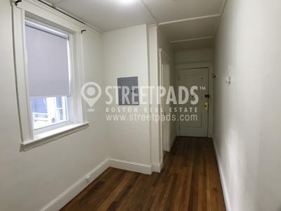 Building Photo - 1 bedroom in Boston MA 02215