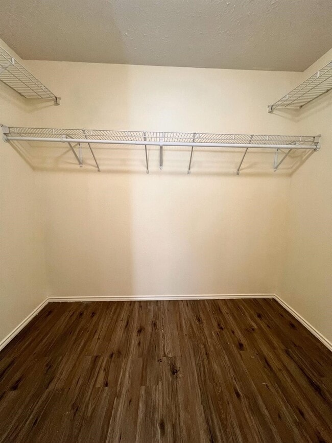 Building Photo - 1522 Glasholm Dr