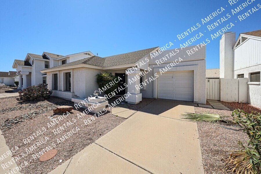 Building Photo - 3301 E Wescott Dr