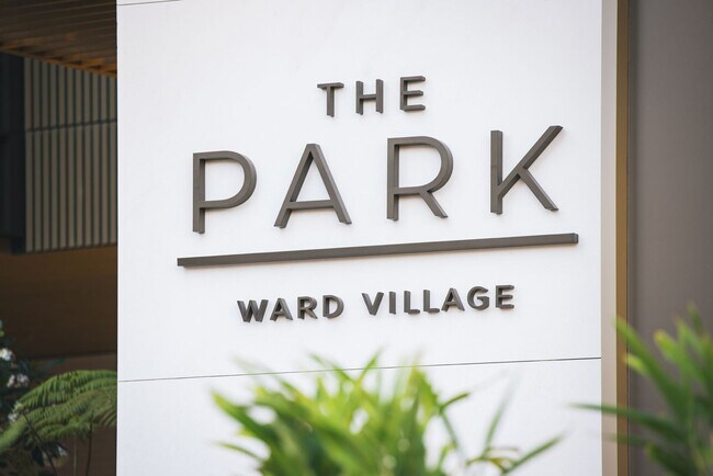 Building Photo - The Park Ward Village - Studio with Park and Ocean Views!