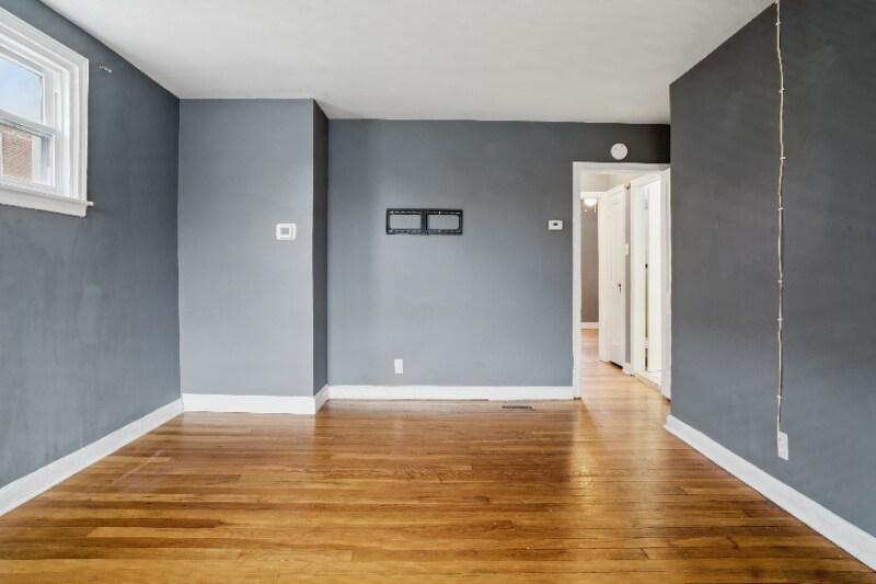 Building Photo - 1452 Hellerman St