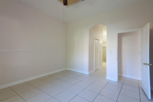 Building Photo - 5321 SW 130th Terrace