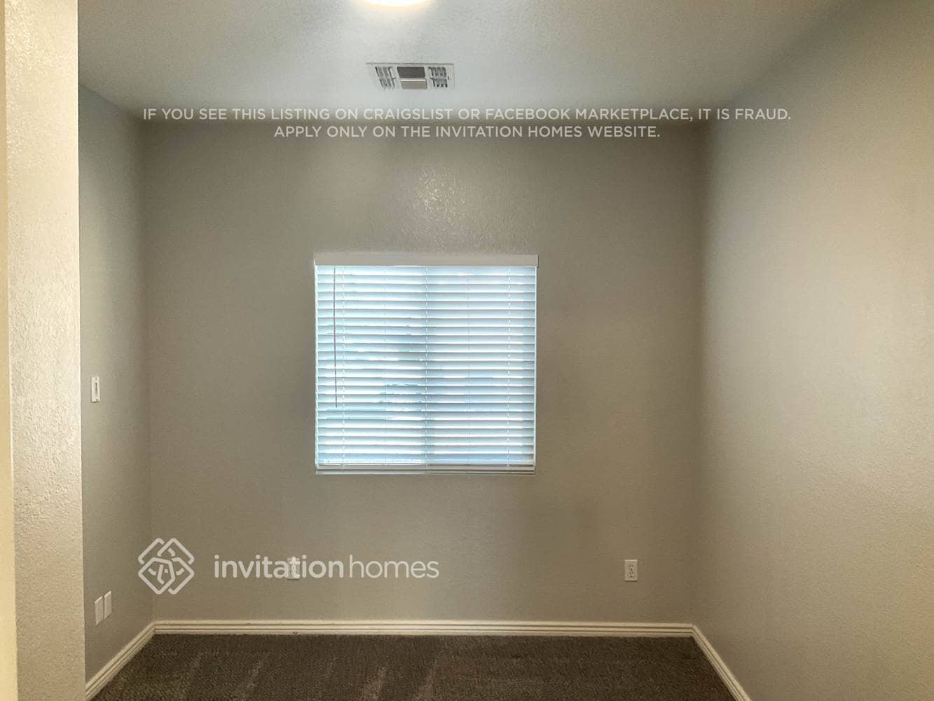 Building Photo - 10429 E Abilene Ave