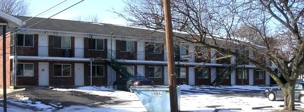 Primary Photo - 337 N Butler Ave
