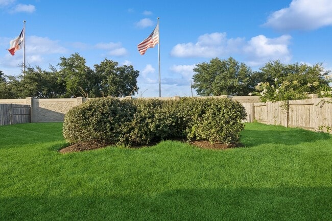 Building Photo - 17910 Royal Gate Ln
