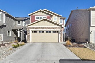 Building Photo - Modern 3-Bedroom Home for Rent in Chapel H...