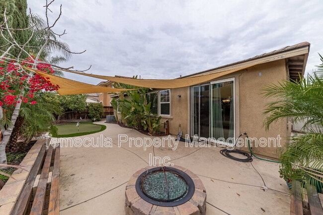 Building Photo - 27355 Avon Ln