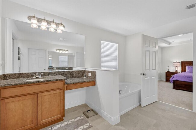 Building Photo - 6070 Sierra Crown St