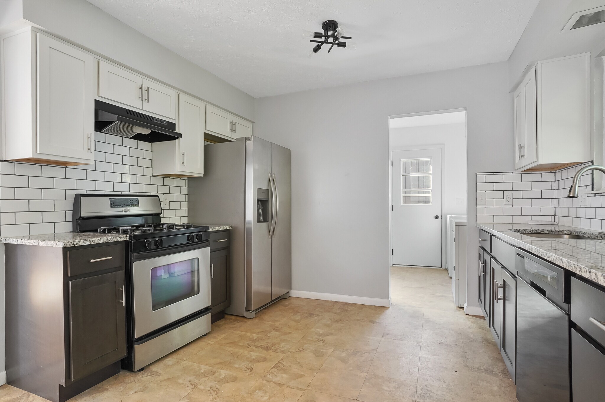 Building Photo - 5758 Beech Dr