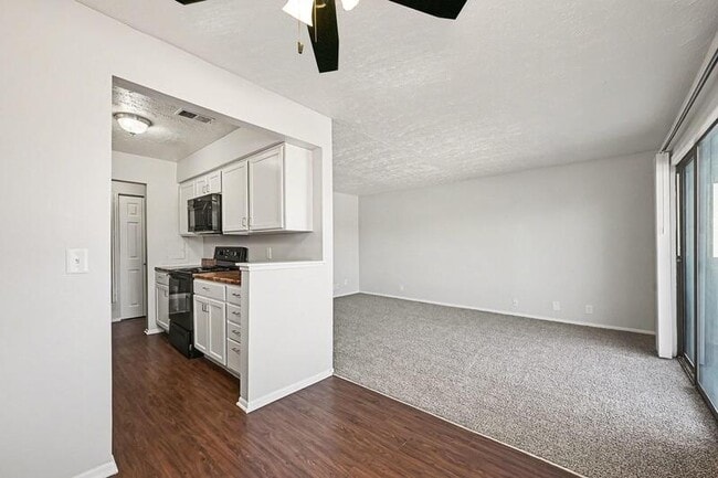 Building Photo - 11730 Arbor St