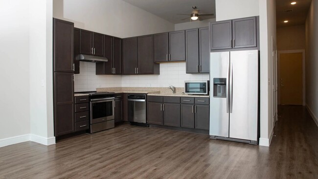 Building Photo - Tour Our Stylish 1 Bedroom Apartment Homes