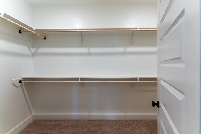Building Photo - 162 Bowdock Dr.
