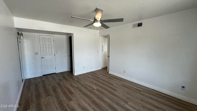 Building Photo - 4140 W Orchid Ln