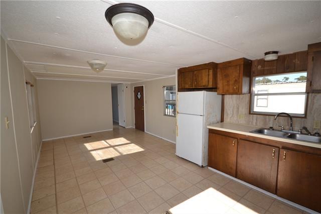 Building Photo - 16743 US-90