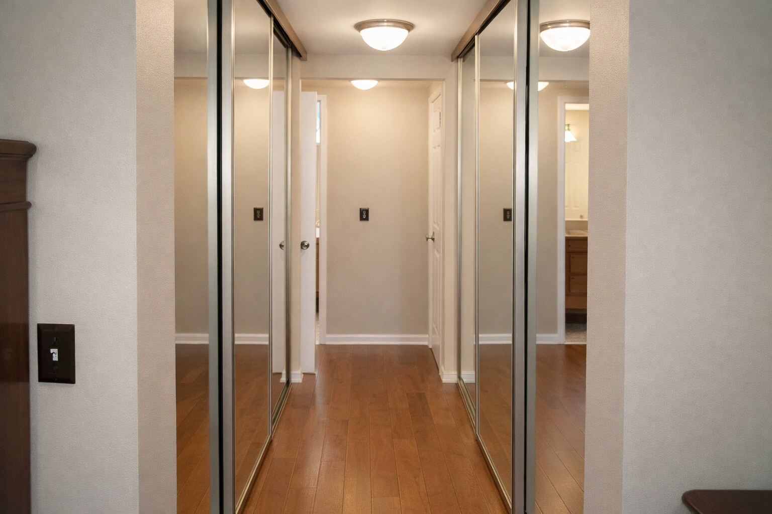 Double Closets/Hallway to Bedroom - 6101 Edsall Rd