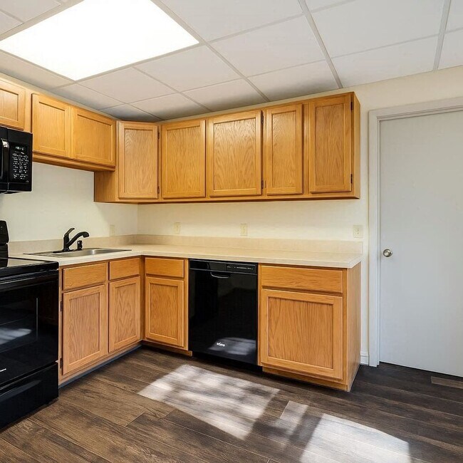 Building Photo - Charming 4-Bedroom, 2-Bathroom Home with Timeless Character