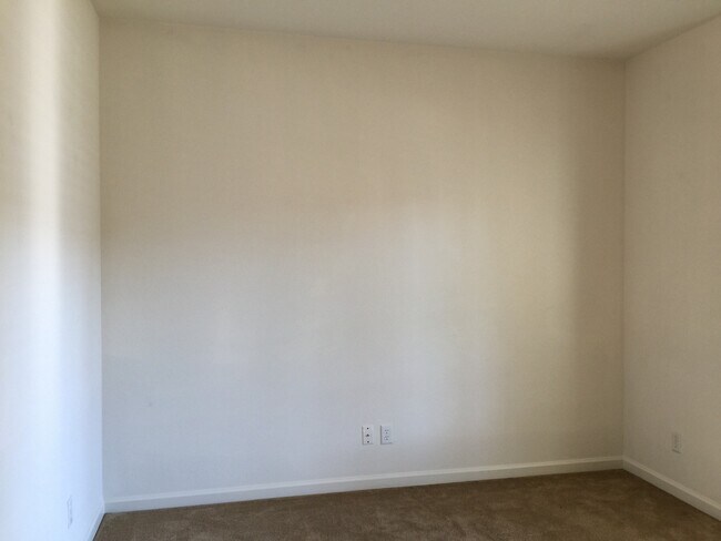 Building Photo - Buchanan Area Home with large yard Availab...