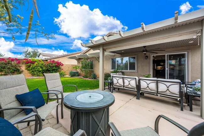 Building Photo - 84131 Azzura Way