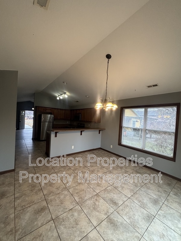 Building Photo - 433 Arkansas St