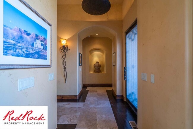 Building Photo - Incredible 4 Bedroom, 4 Bathroom FULLY FURNISHED Property in Entrada with a Private Pool! 18 Mont...