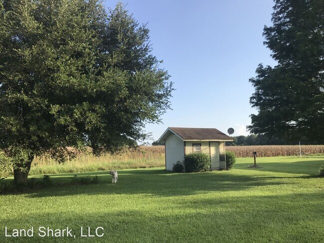 Building Photo - 3 br, 3 bath House - 11094 Highway 165 North
