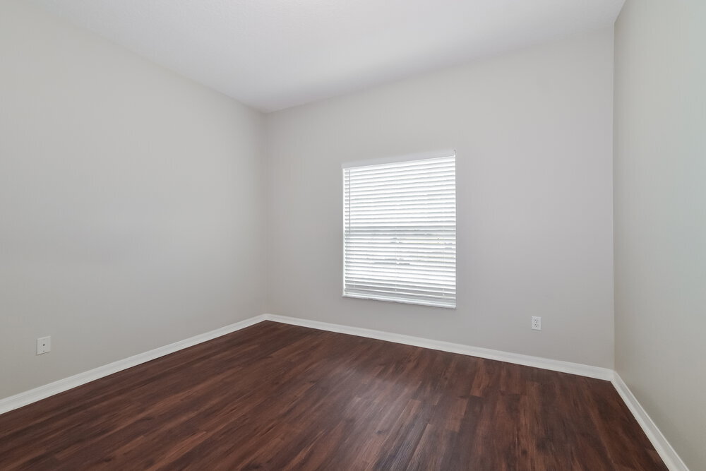 Building Photo - 1605 Shadowood Ct