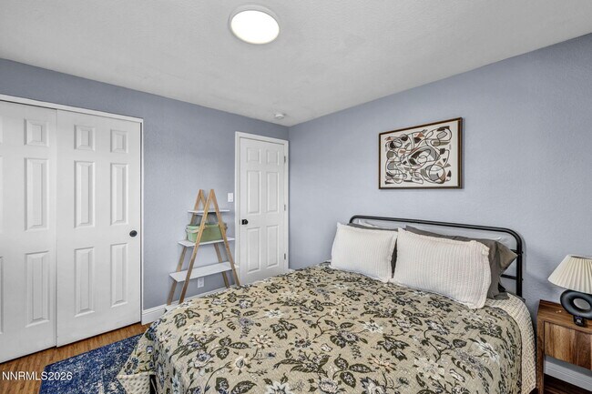 Building Photo - 5045 Pradera St
