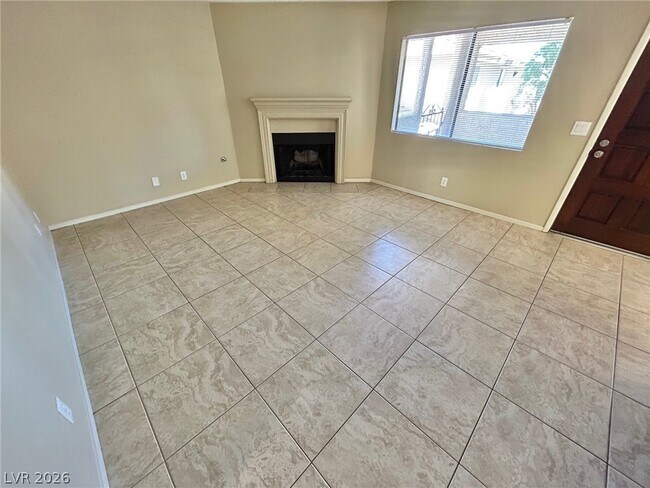 Building Photo - 749 Rock Springs Dr