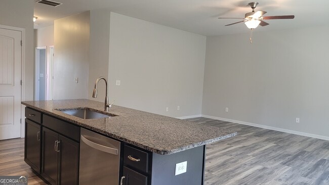 Building Photo - 1 Berryrun Dr