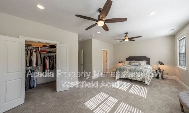 Building Photo - 3713 N 60 E