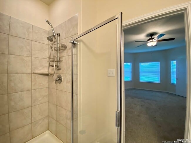 Building Photo - 491 Hunters Rnch E