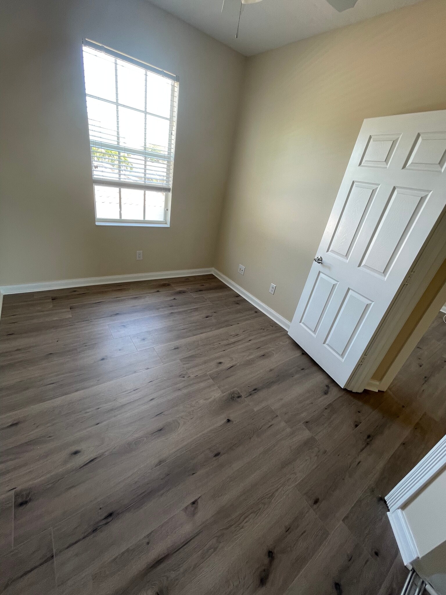 Building Photo - 7604 Andora Dr