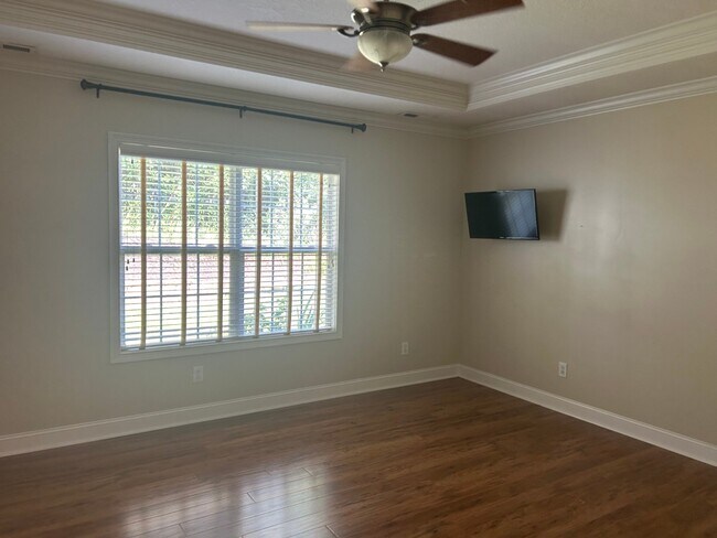 Building Photo - 2807 Oakleigh Twp Dr