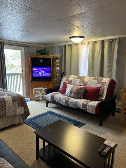 Building Photo - 5712 Shanty Creek Rd